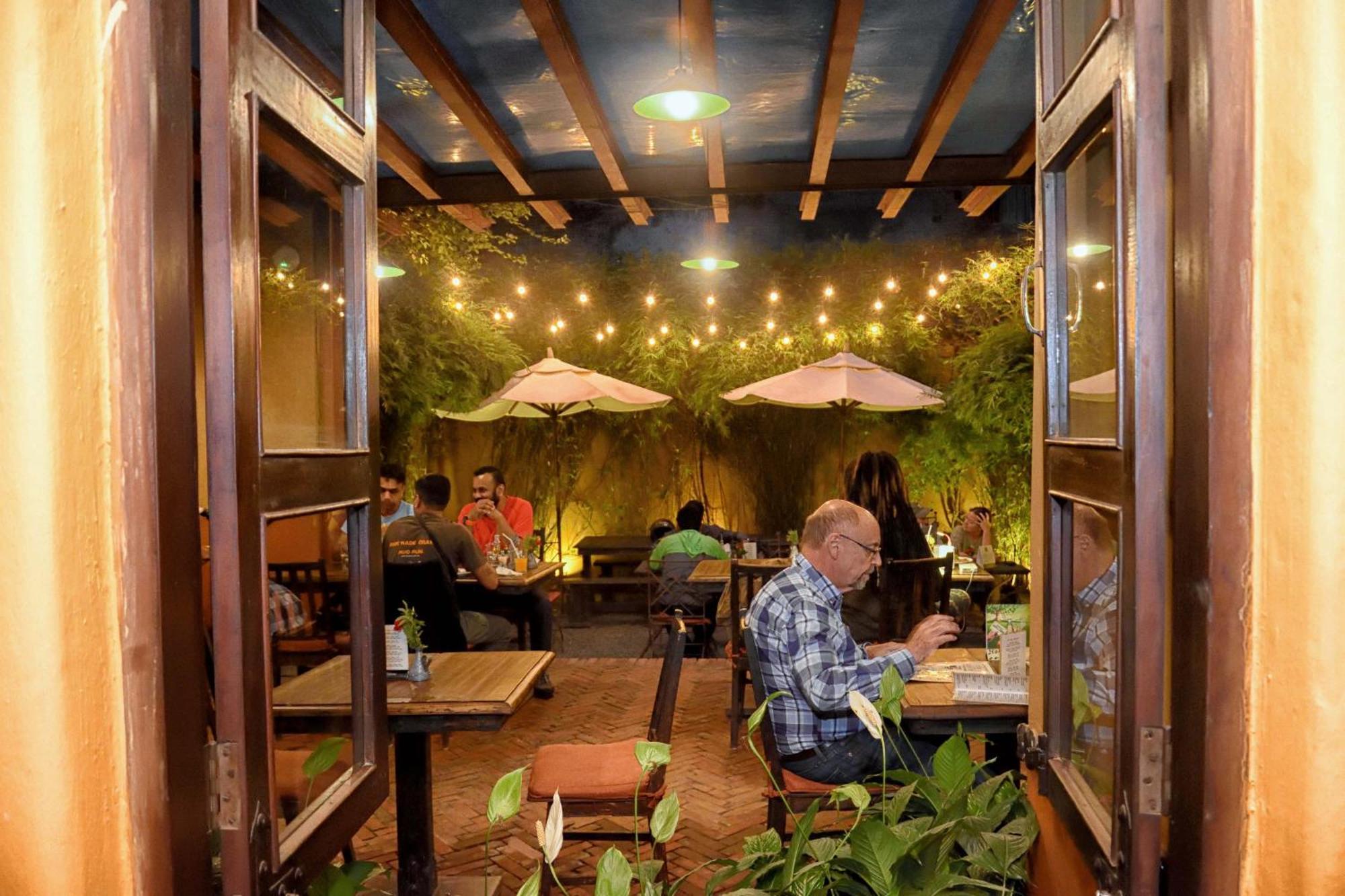 Hotel Roadhouse, Thamel, Kathmandu- Contemporary Boutique Exterior foto
